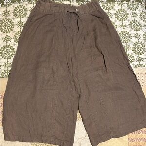 Eleven stitch design cropped pants